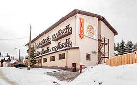 Skilandhouse Yablunytsya
